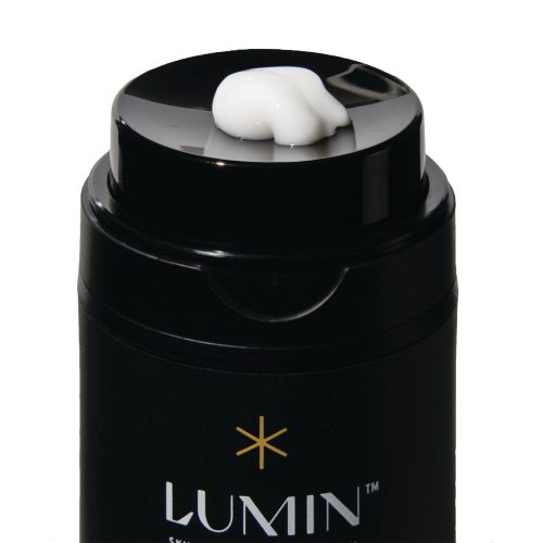 lumin pdp extrastrengthmoisturizer 1x1 5